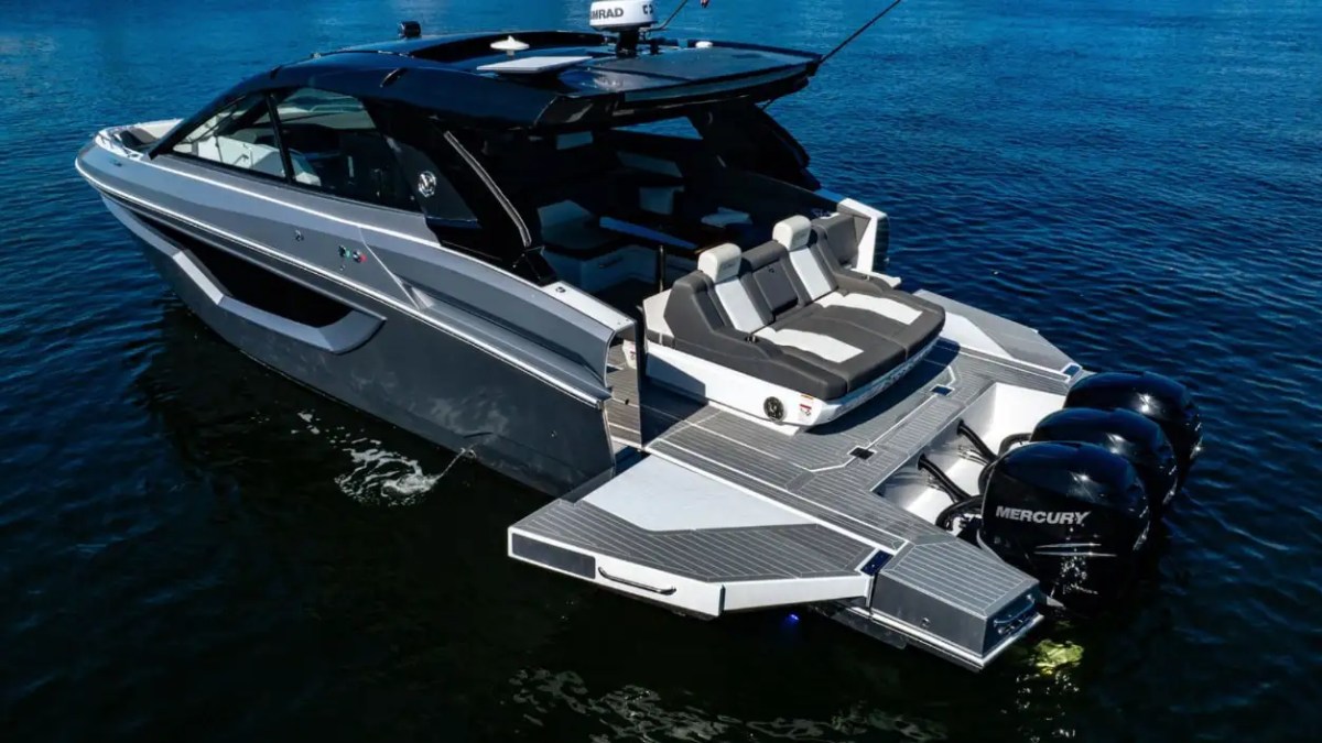 42' Cruisers - Boat Rental in Siesta Key, Florida