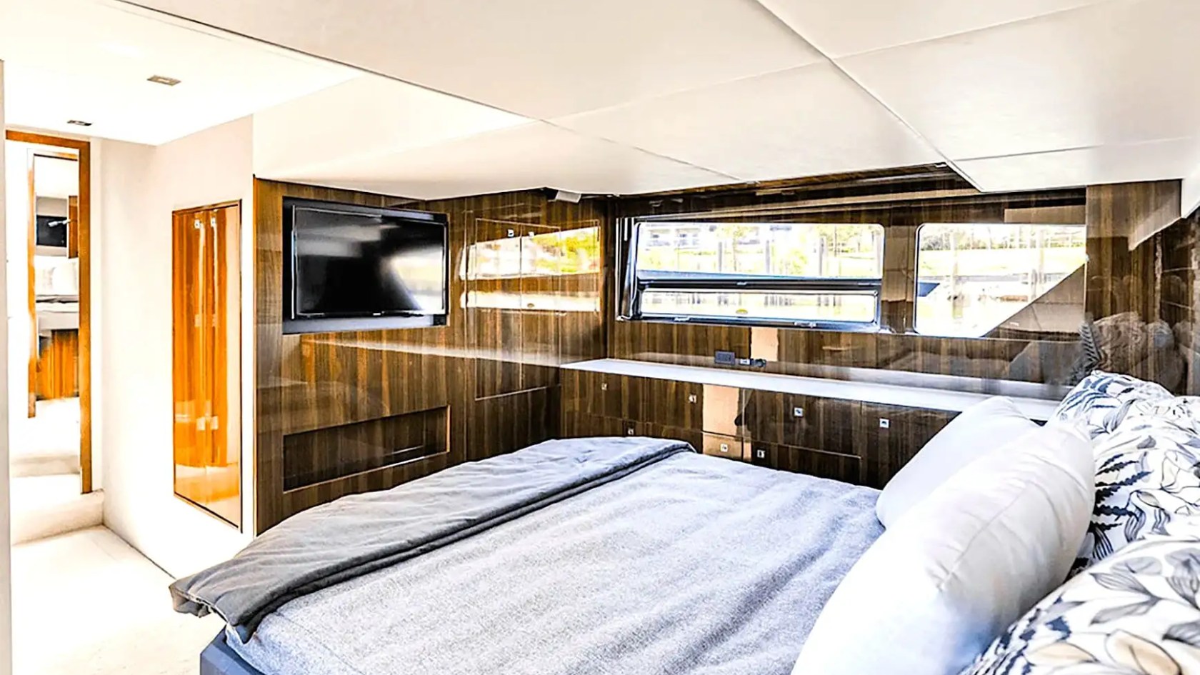 50' Cantius - Yacht Rental in Delray Beach, Florida