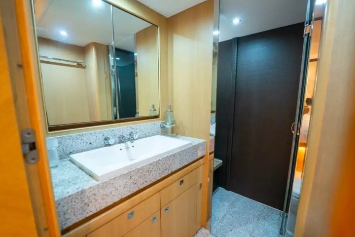 85' Princess - Yacht Rental in Stuart, Florida