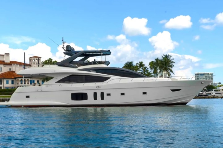 80' Astondoa - Yacht Rental in Fort Lauderdale, Florida