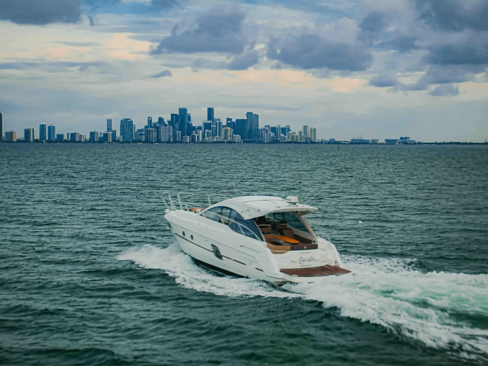 38′ Beneteau action shot Key Biscayne