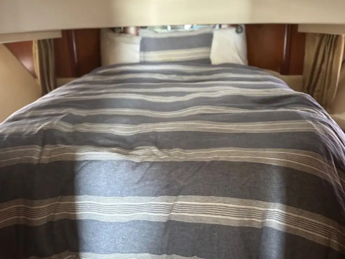 38' Silverton - Boat Rental in Saint Augustine, Florida