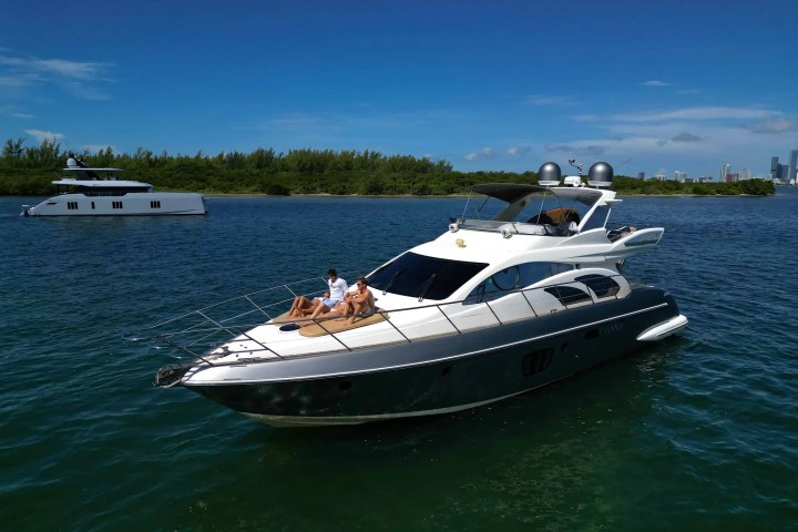 57' Azimut - Yacht Rental in Miami Beach, Florida