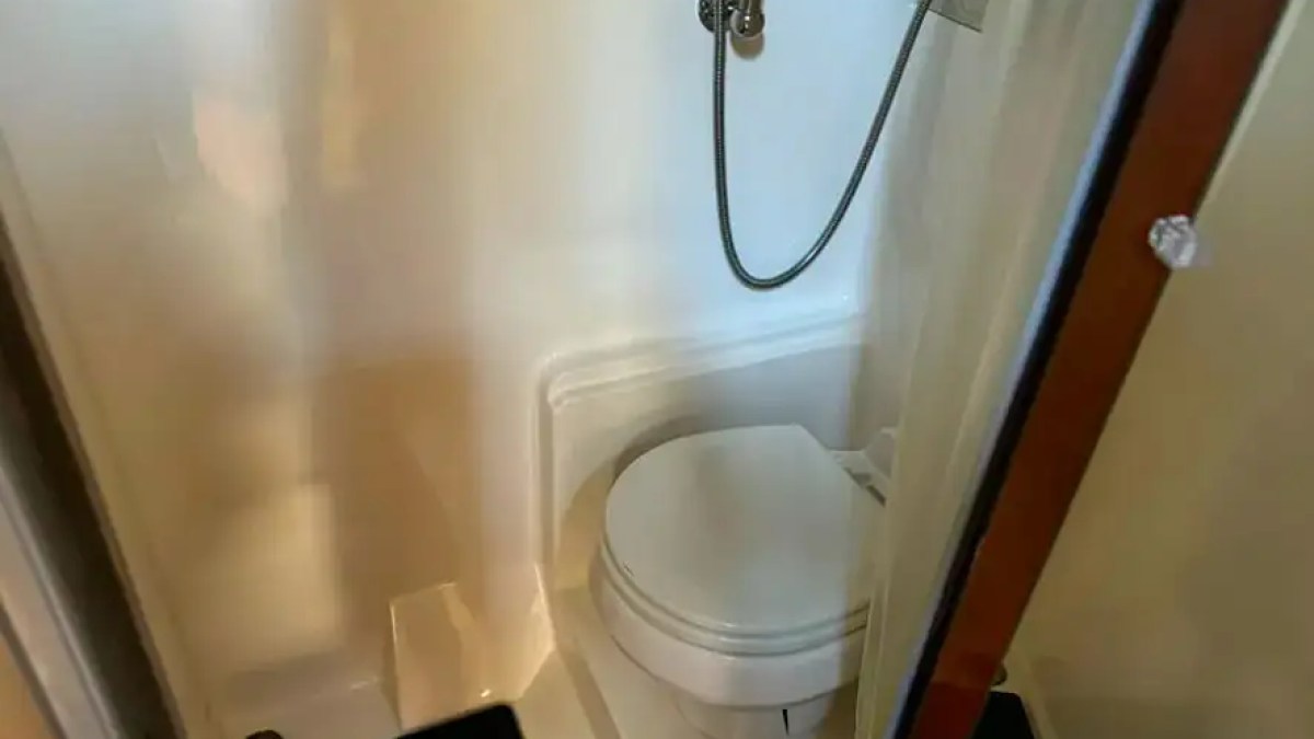 40' Regal - Boat Rental in Sarasota, Florida