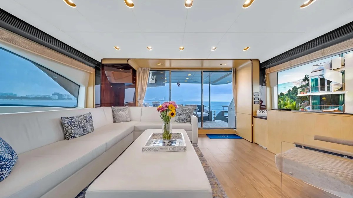 75' Prestige - Yacht Rental in Hollywood, Florida