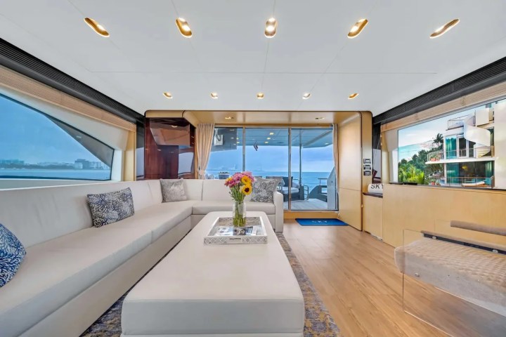 75' Prestige - Yacht Rental in Hollywood, Florida