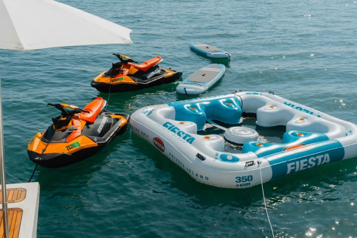 95' Custom Line - Yacht Rental in Miami, Florida