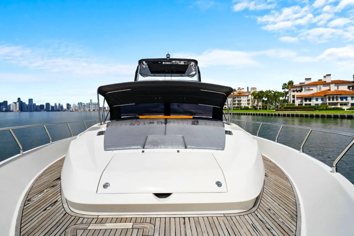 80' Astondoa - Yacht Rental in Fort Lauderdale, Florida