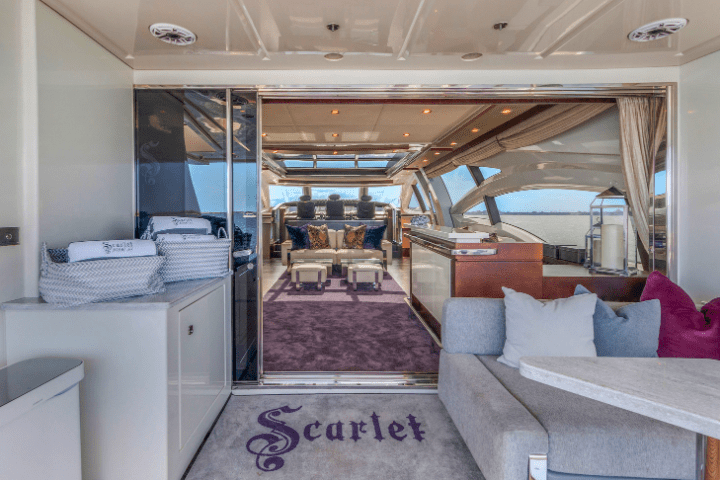 103' Azimut - Yacht Rental in Miami, Florida