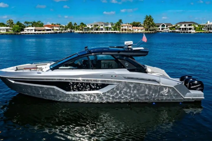 42' Cruisers - Boat Rental in Siesta Key, Florida