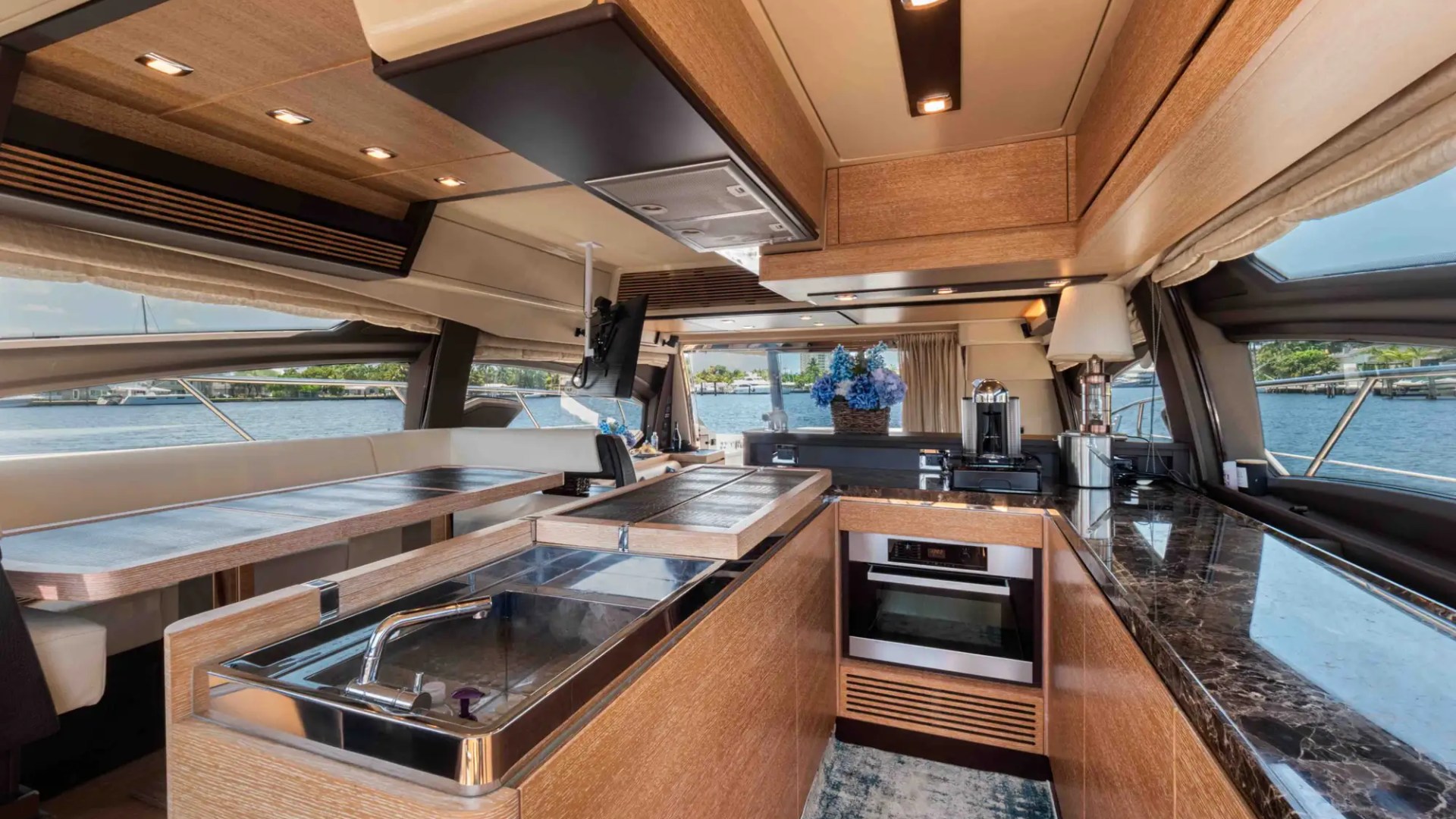 64' Azimut - Yacht Rental in Fort Lauderdale, Florida