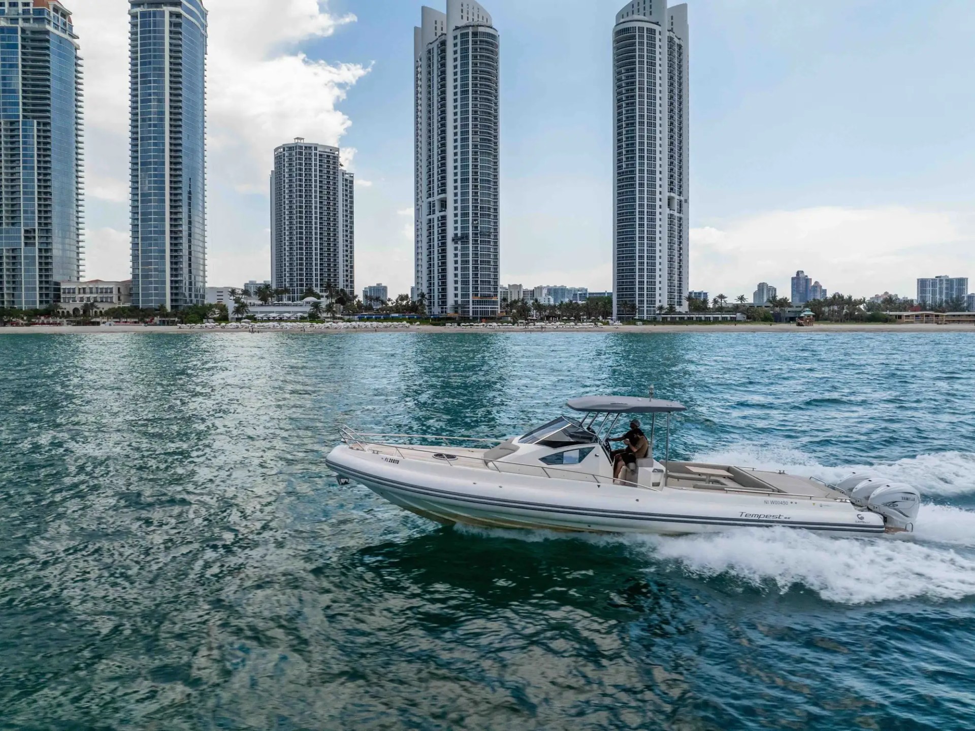 44′ Capelli bow seating Miami