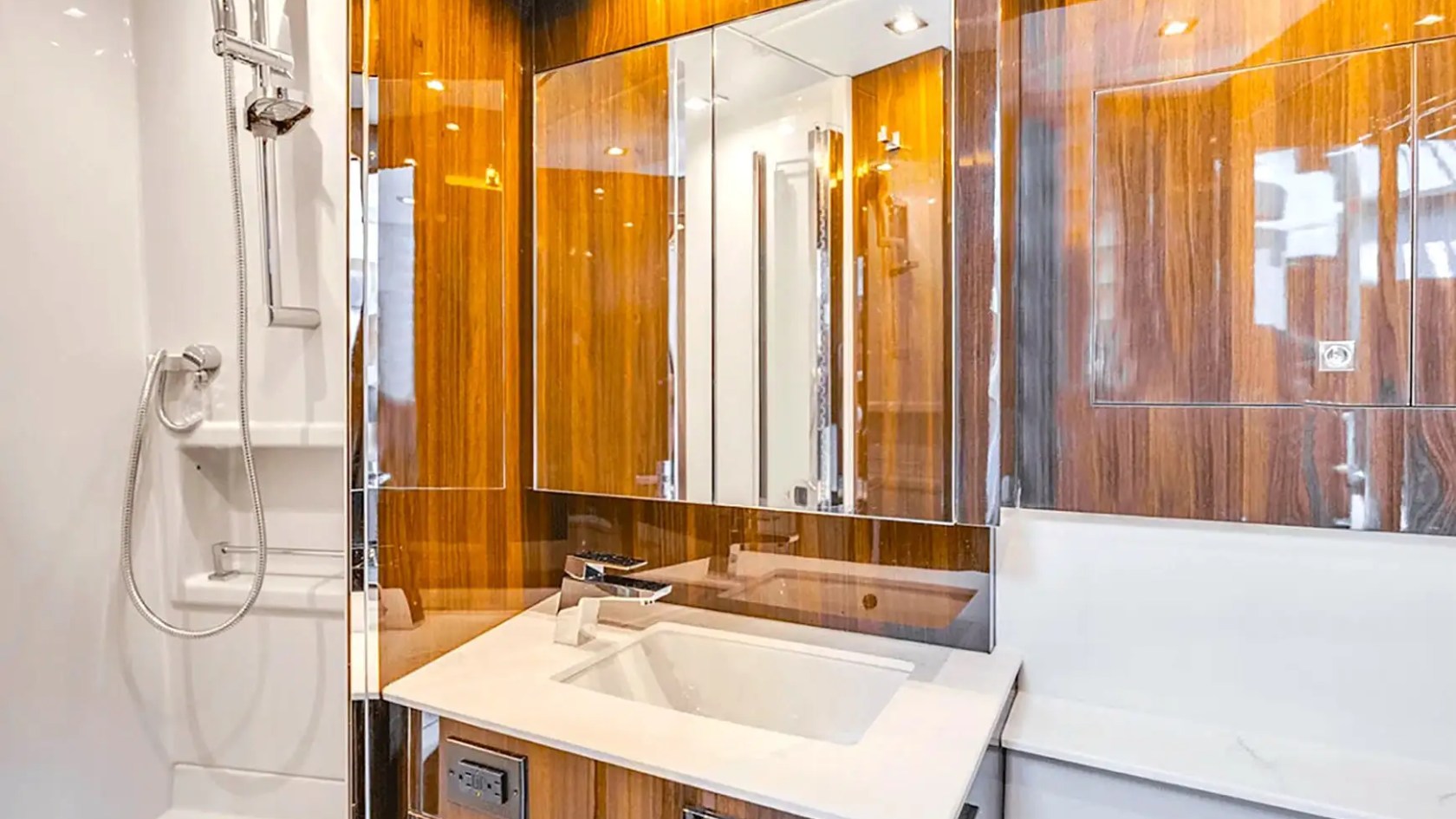 50' Cantius - Yacht Rental in Delray Beach, Florida