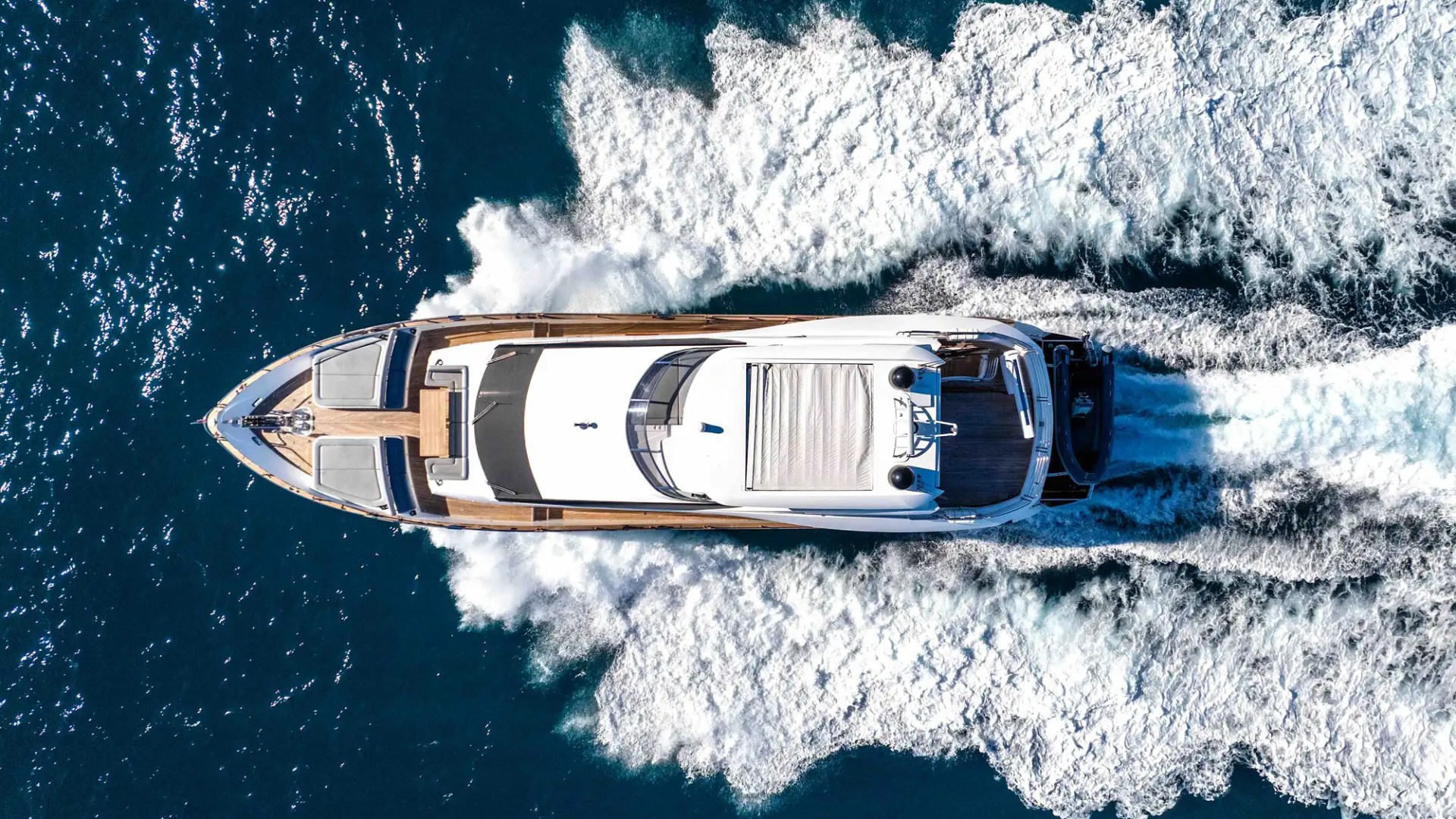 96' Sunseeker - Yacht Rental in Miami Beach, Florida