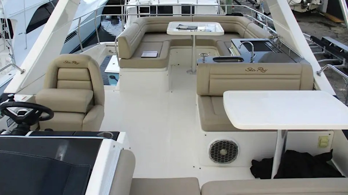 51' SeaRay - Yacht Rental in New Smyrna Beach, Florida