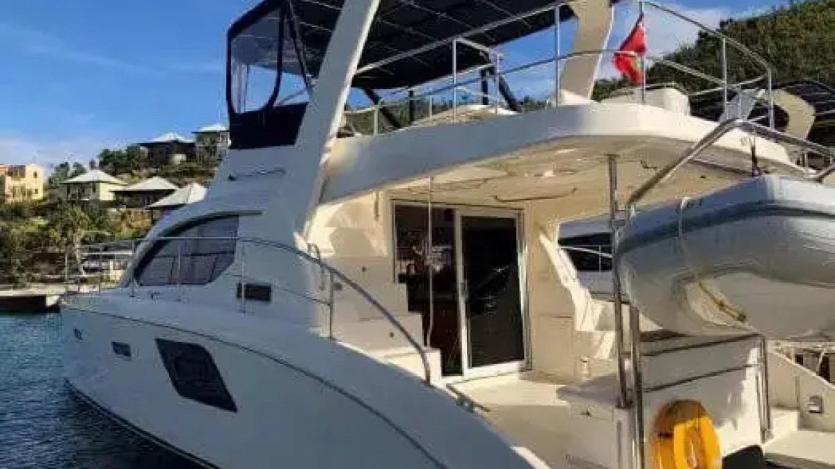 38' Aquila - Boat Rental in Melbourne, Florida