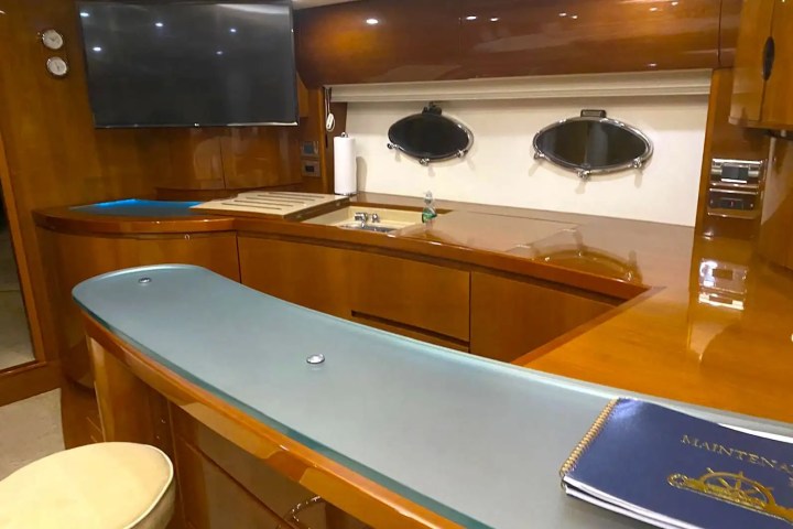 70' Princess - Yacht Rental in Miami Beach, Florida