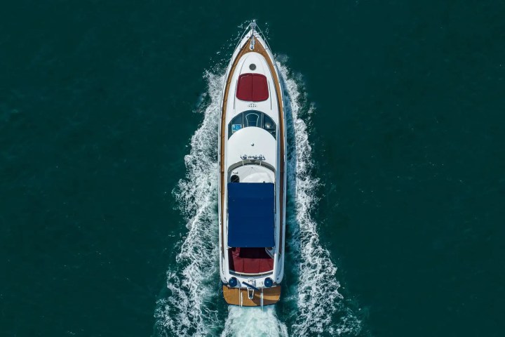 80′ Sunseeker evening deck ambiance Miami