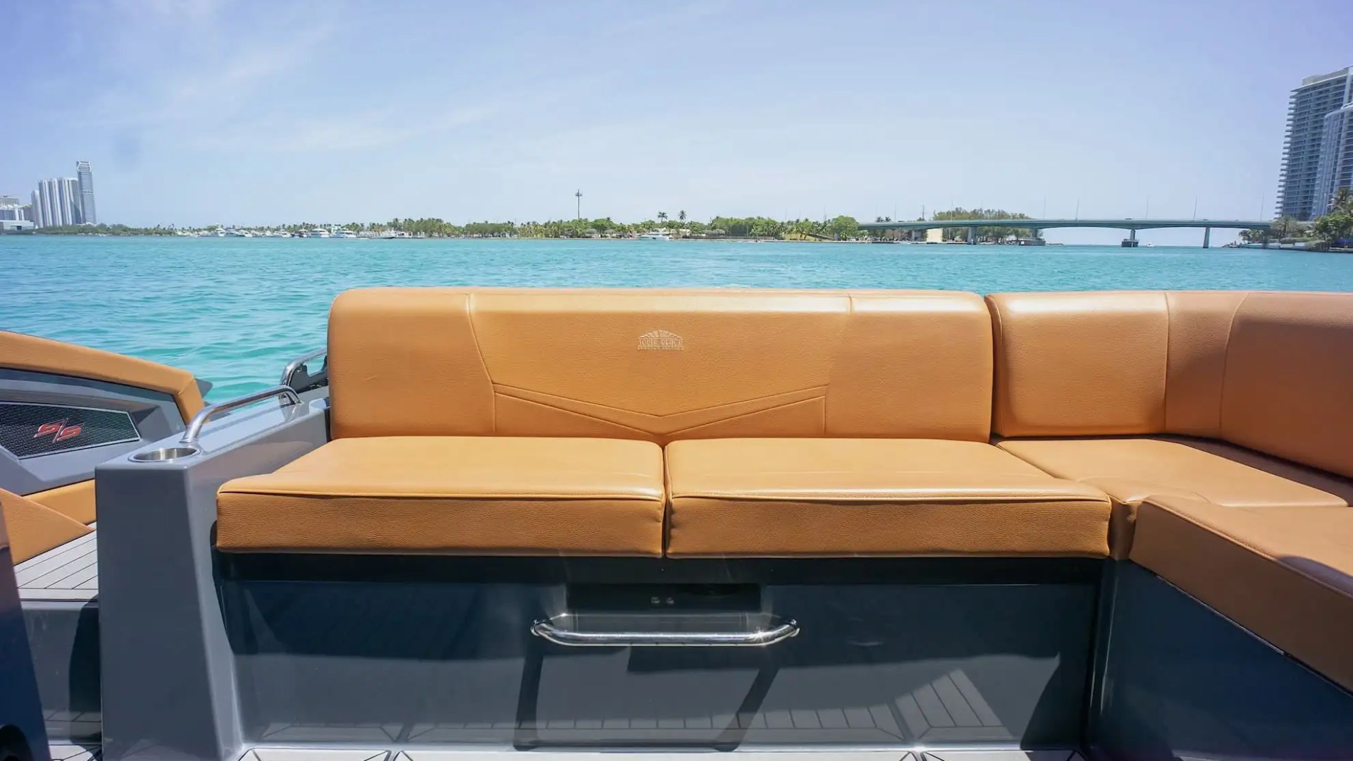 34' Cruisers - Boat Rental in St. Petersburg, Florida