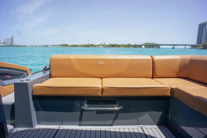 34' Cruisers - Boat Rental in St. Petersburg, Florida