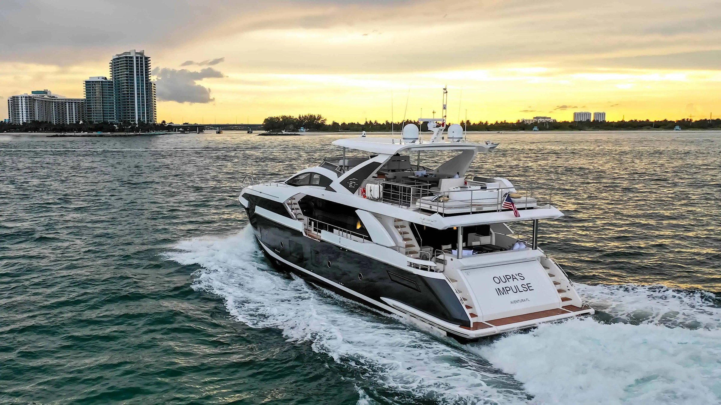 88′ Azimut aerial view Nassau