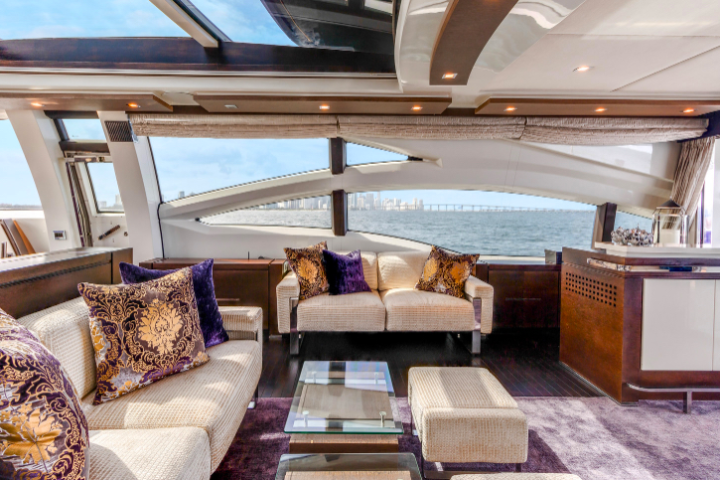 103' Azimut - Yacht Rental in Miami, Florida