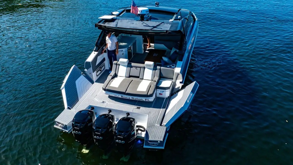 42' Cruisers - Boat Rental in Siesta Key, Florida