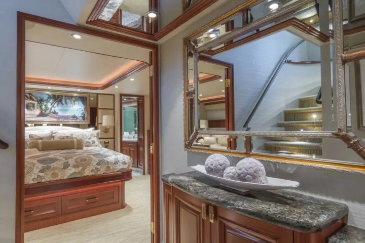 112' Westport - Yacht Rental in Palm Beach, Florida