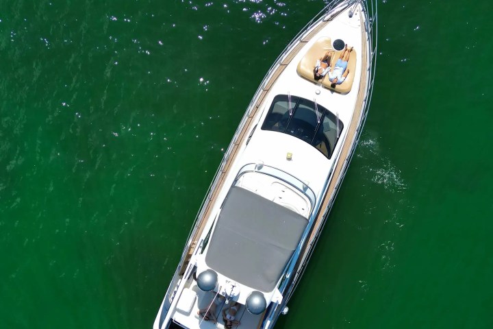 57' Azimut - Yacht Rental in Miami Beach, Florida