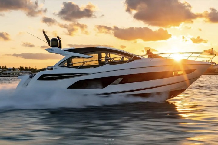 55' Predator - Yacht Rental in Dania Beach, Florida