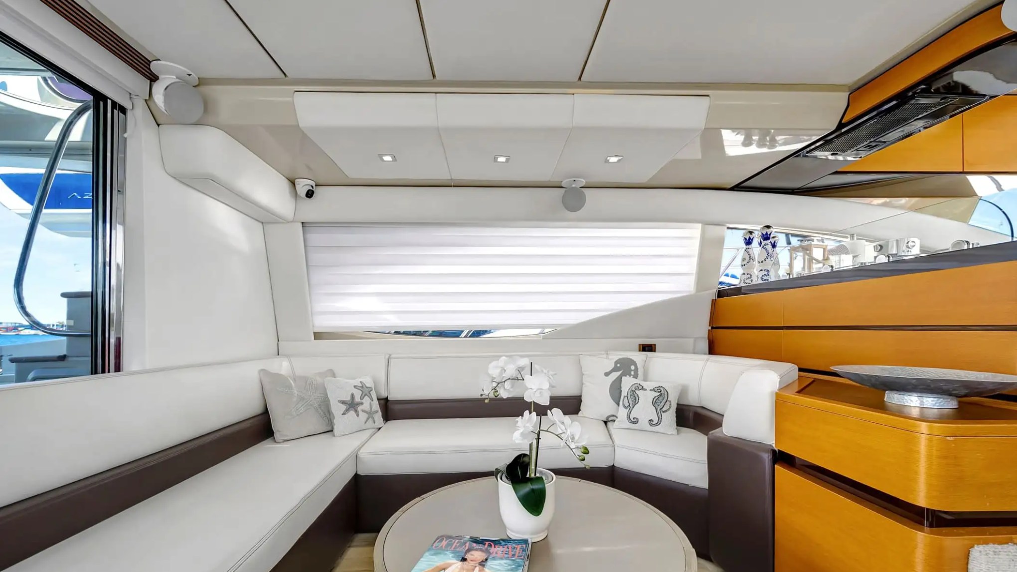 62′ Azimut yacht interior seating near entry doors