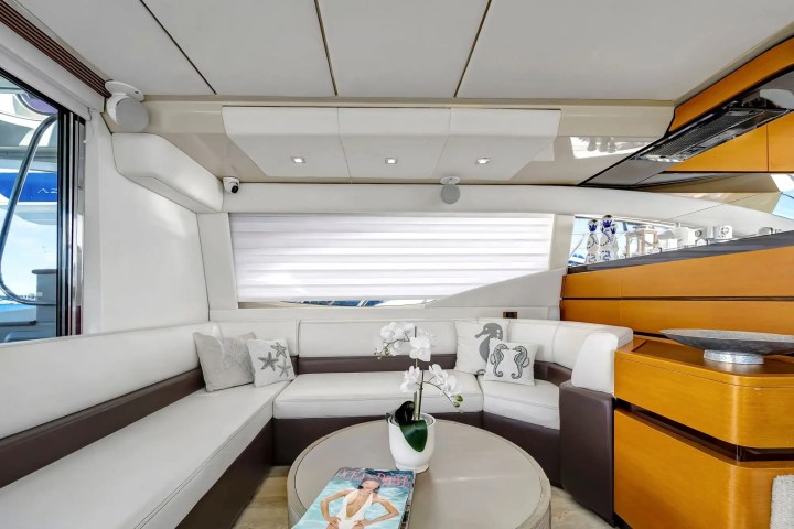 62' Azimut - Yacht Rental in Miami Beach, Florida