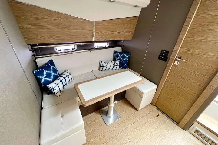 42' Azimut - Boat Rental in Miami Beach, Florida