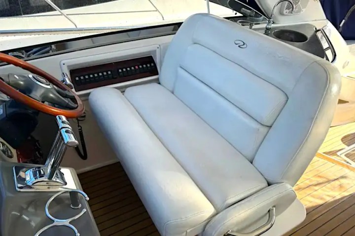 40' Regal - Boat Rental in Sarasota, Florida