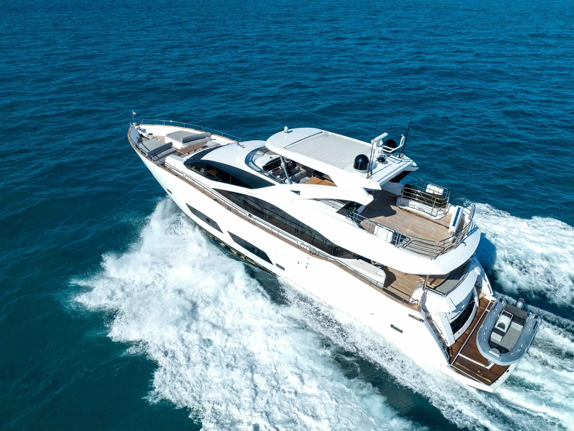 96' Sunseeker - Yacht Rental in Miami Beach, Florida