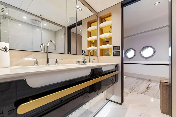 88′ Azimut interior detail finishes Miami – image 12