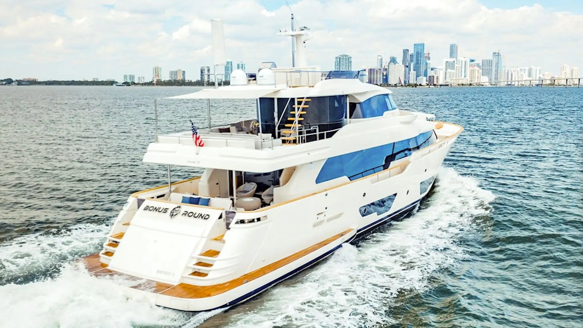 Drone aerial orbit of 95′ Custom Line Miami