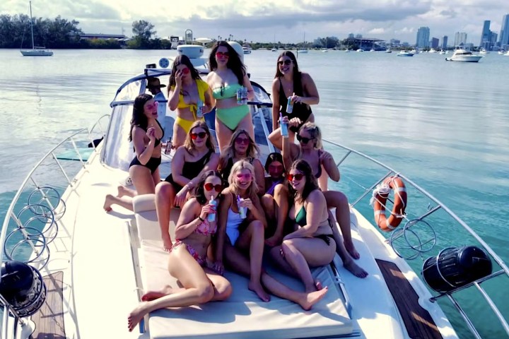 50′ Cranchi lounge deck area Key Biscayne