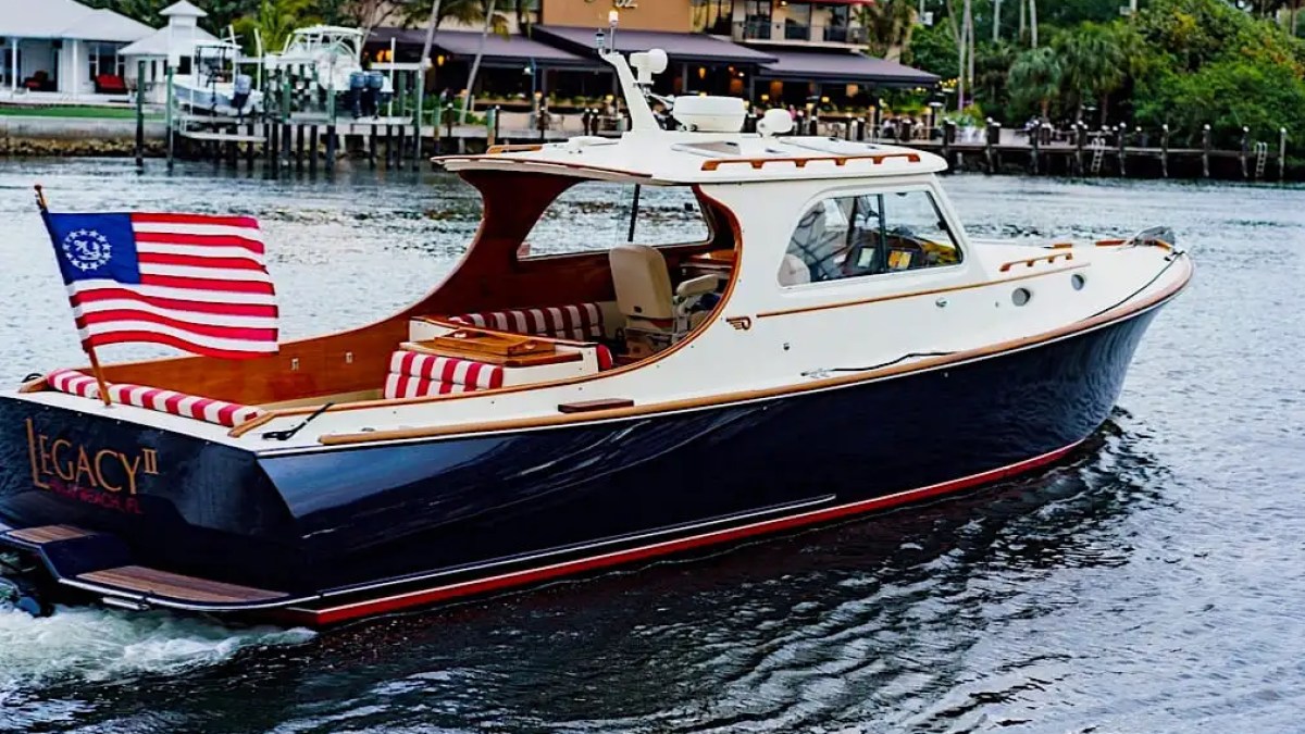 36' Hinckley - Boat Rental in Riviera Beach, Florida
