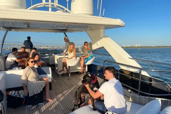 90' SunSeeker - Yacht Rental in Miami Beach, Florida