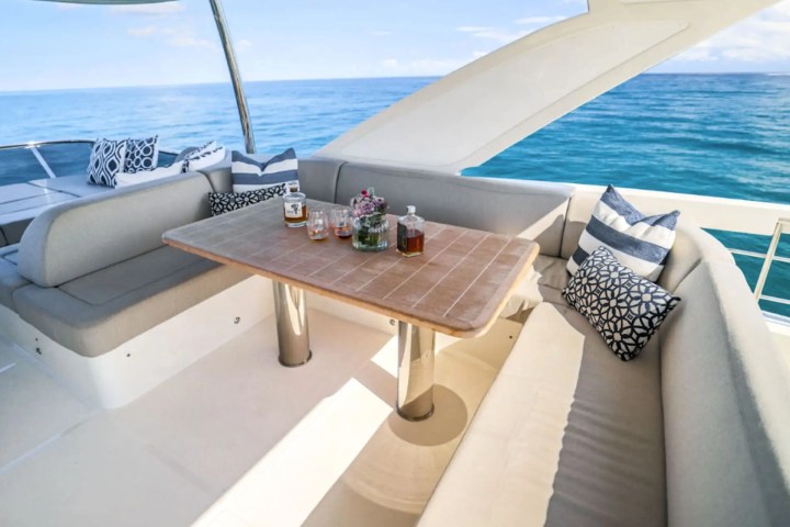 60' Absolute - Yacht Rental in Palm Beach, Florida