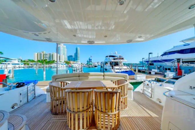 75' SunSeeker - Yacht Rental in Miami Beach, Florida