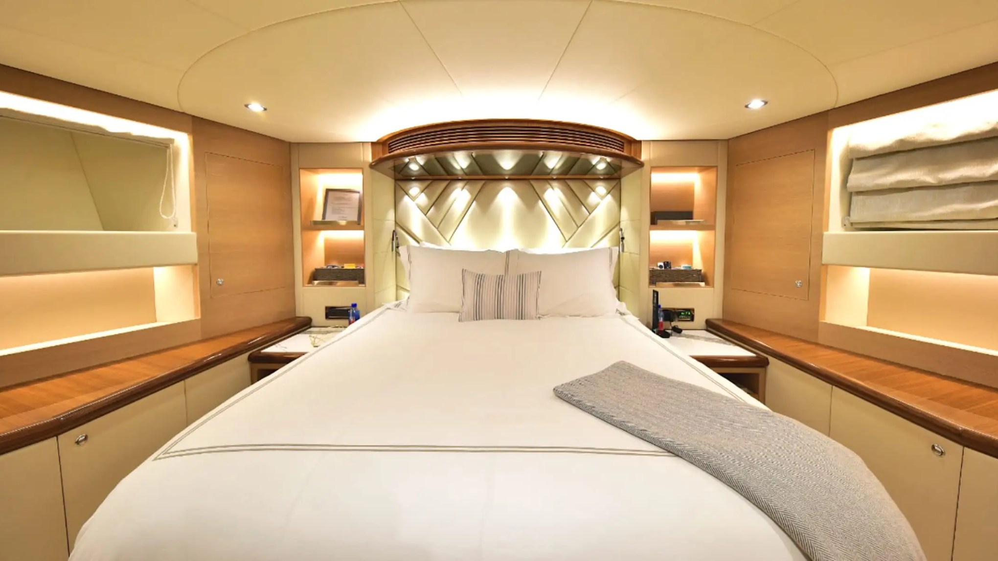 110' Horizon - Yacht Rental in Fort Lauderdale, Florida