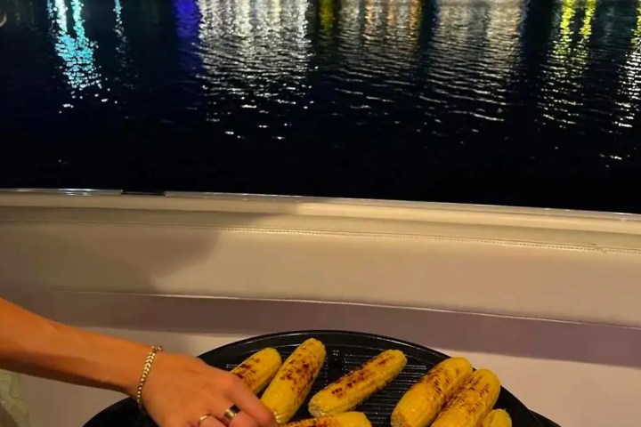 46' Silverton - Boat Rental in Miami Beach, Florida