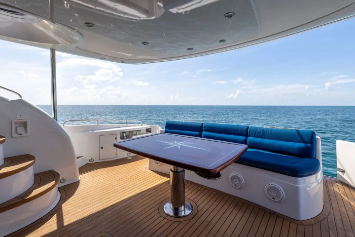 80′ Sunseeker shaded lounge area Miami