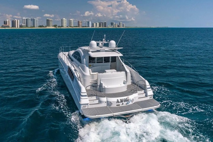 65' Axcell - Yacht Rental in Palm Beach Gardens, Florida