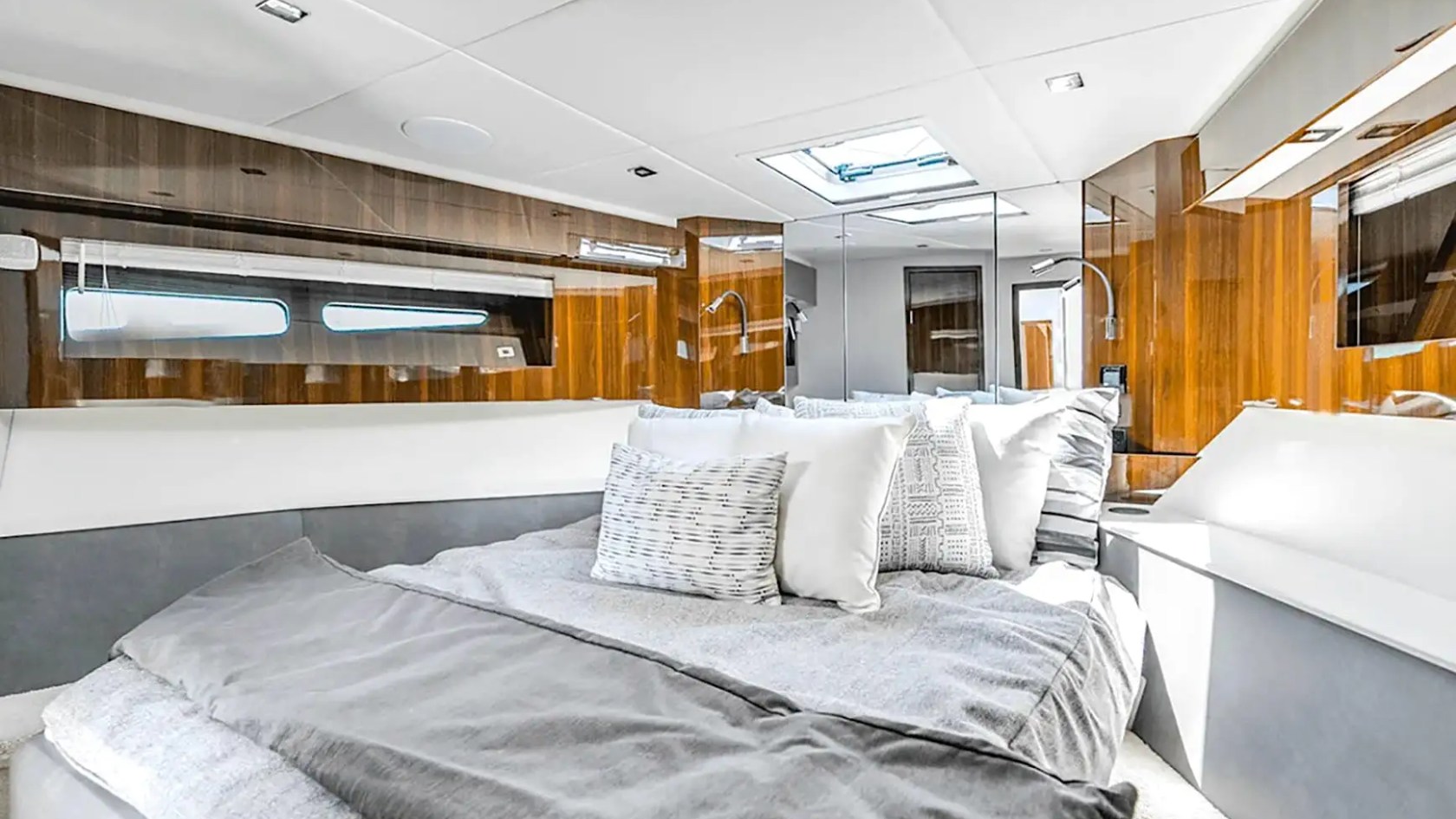 50' Cantius - Yacht Rental in Delray Beach, Florida