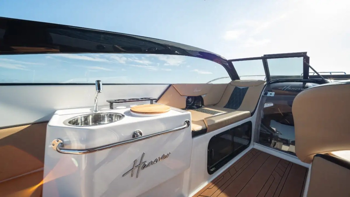 33' Hanover - Boat Rental in Palm Beach, Florida