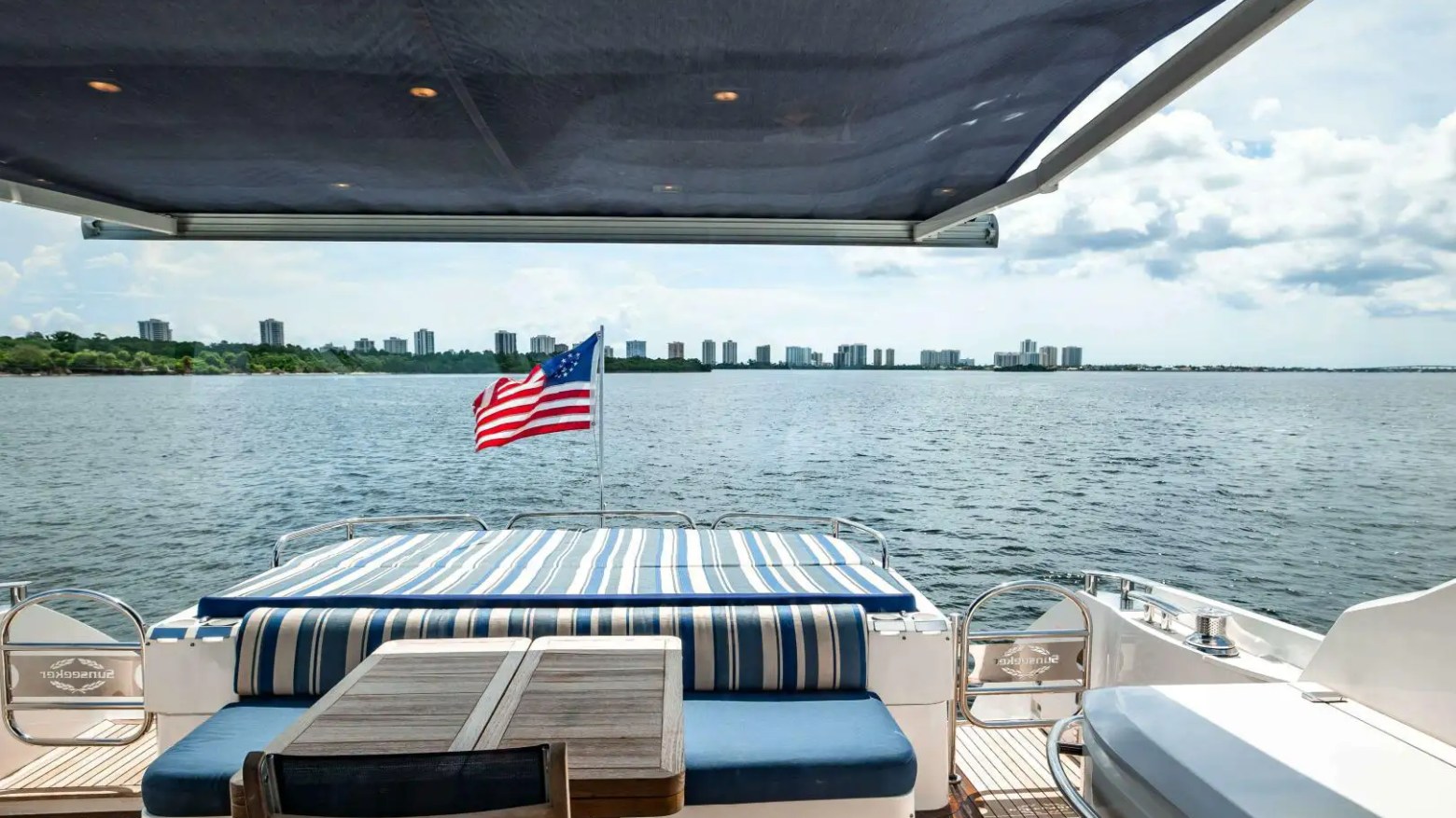 64' SunSeeker - Yacht Rental in Jupiter, Florida
