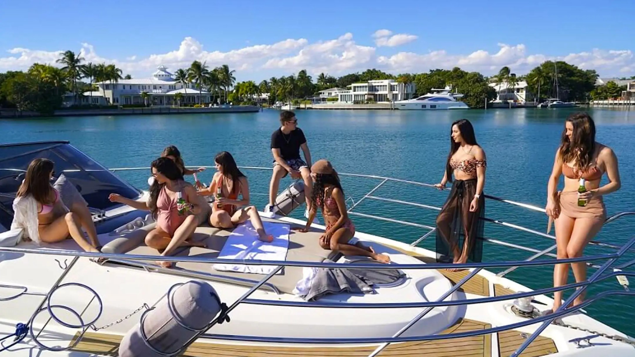 50′ Cranchi evening deck ambiance Key Biscayne